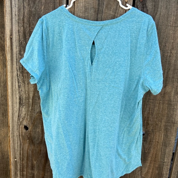 Old Navy active cutout San Francisco tee - Picture 3 of 6